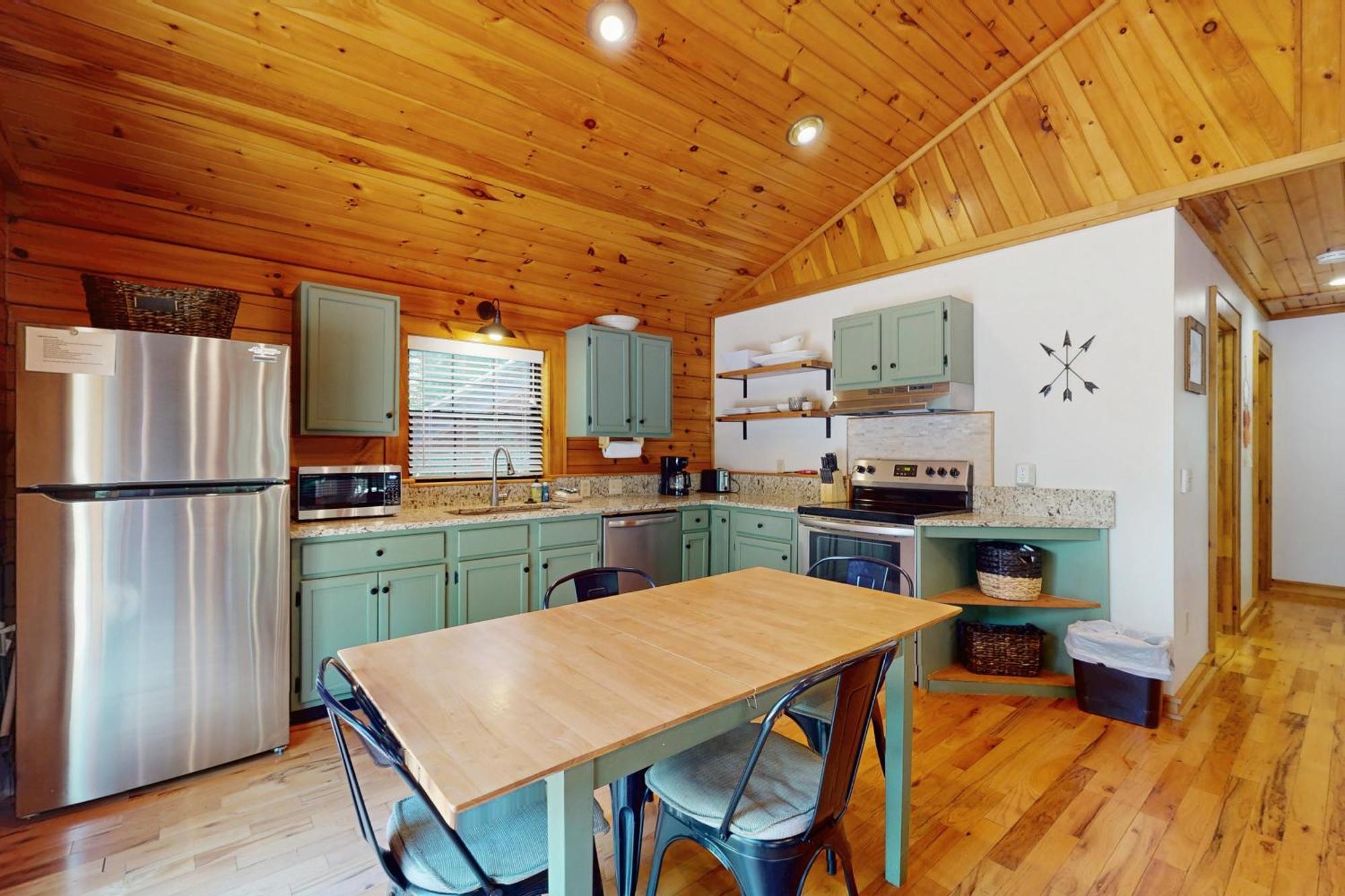 Happy Hideaway * Bryson City
